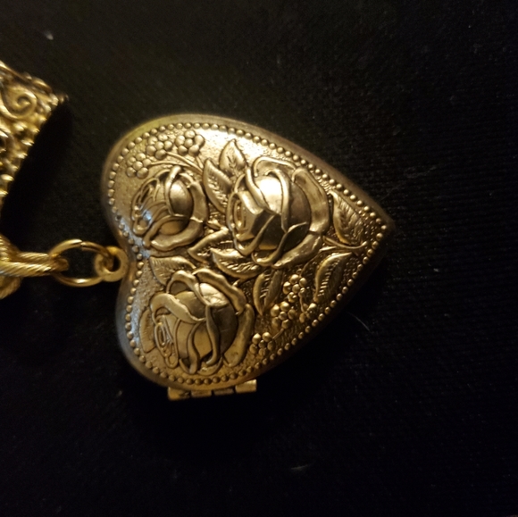 New Miss Ellie NYC Pearl Love Charm Bracelet. - Picture 3 of 16